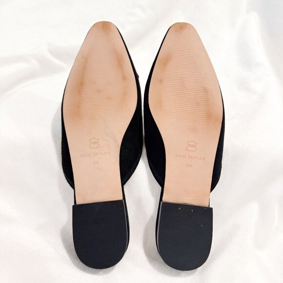 Ann Taylor Suede Leather Black Pointed Toe Flat Ballerina Mule Slides Bow 7 - Picture 6 of 10